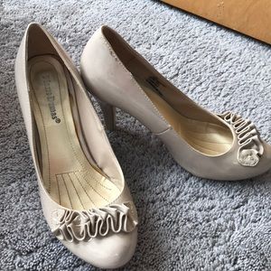 Women’s Tan Dress Heels